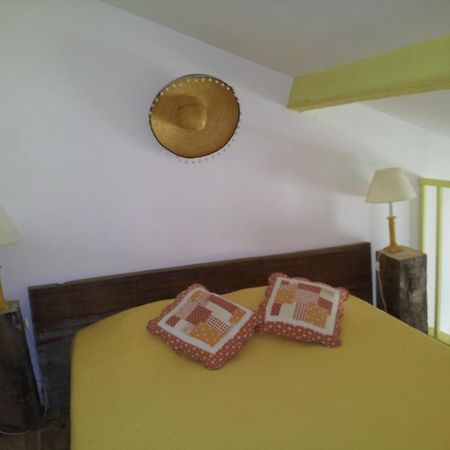 Chambres D'Hotes Aux Tournesols Malaucène Esterno foto
