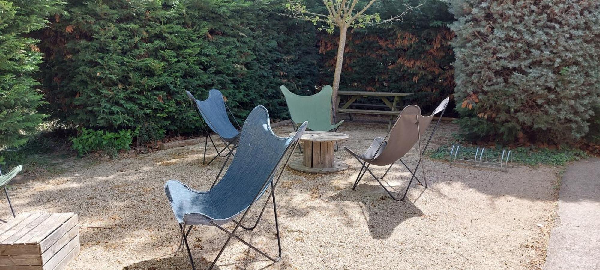 Chambres D'Hotes Aux Tournesols Malaucène Esterno foto